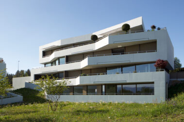 Uetikon a See Mehrfamilienhaus